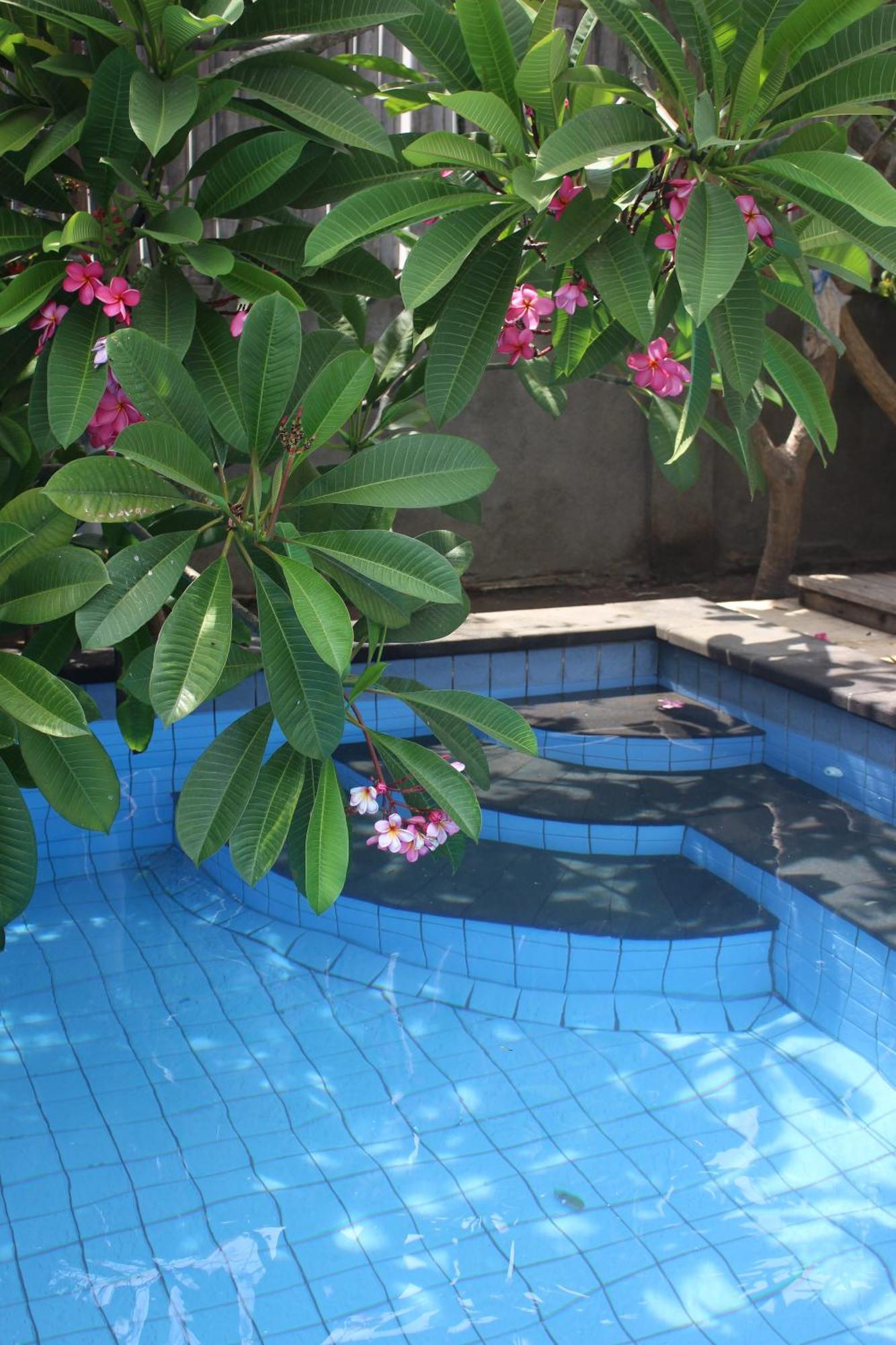 Indigo Bungalows กีลีตราวางัน ภายนอก รูปภาพ