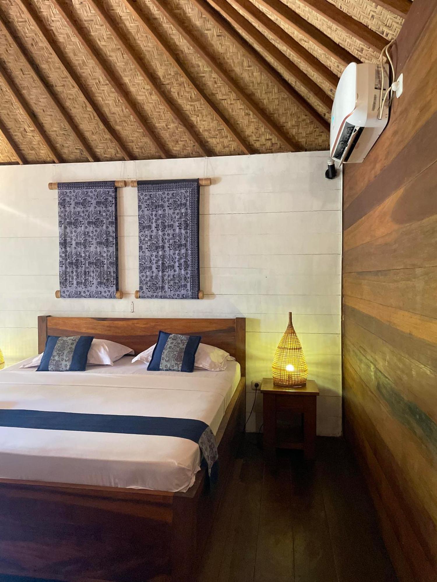 Indigo Bungalows กีลีตราวางัน ภายนอก รูปภาพ
