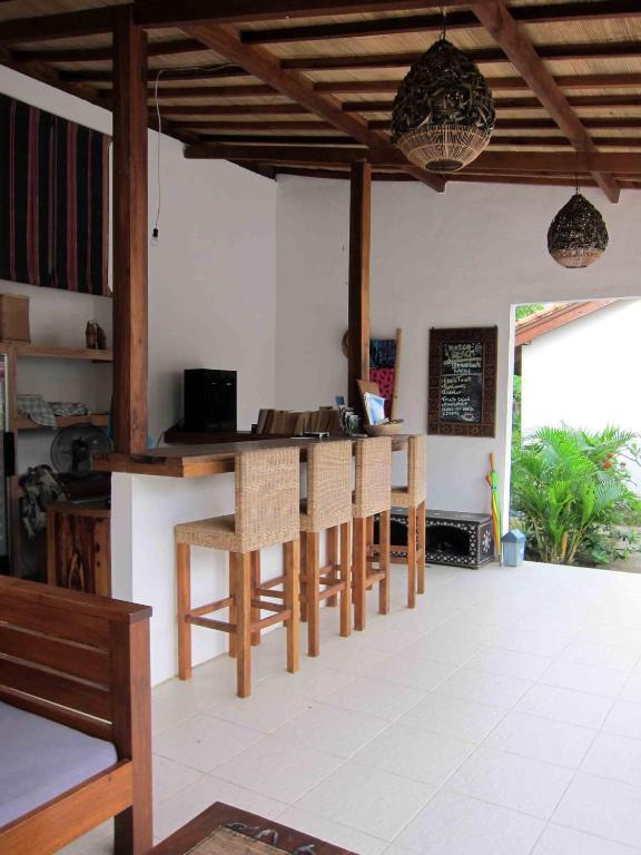 Indigo Bungalows กีลีตราวางัน ภายนอก รูปภาพ