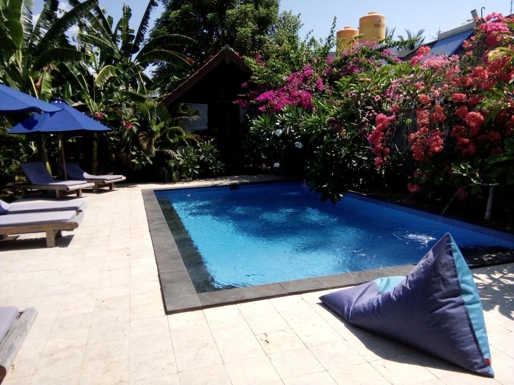 Indigo Bungalows กีลีตราวางัน ภายนอก รูปภาพ