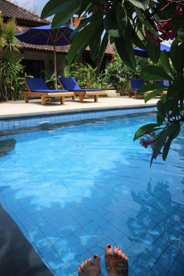 Indigo Bungalows กีลีตราวางัน ภายนอก รูปภาพ